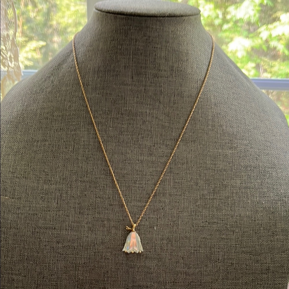 Amway Elegant Gold Necklace with glass bell flower gold plated